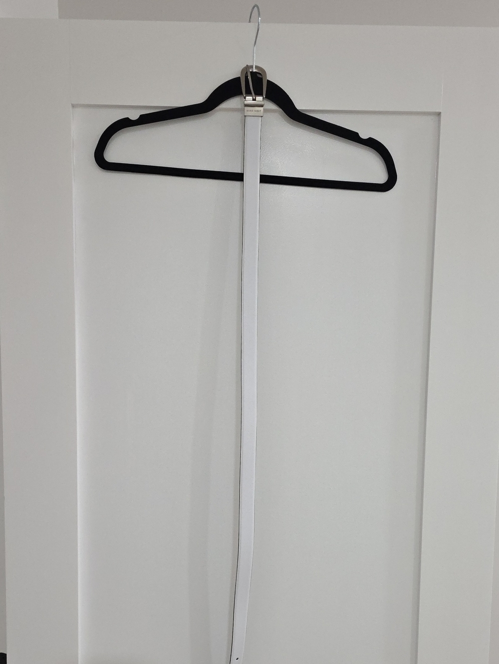 Nine Wesr Reversable Belt, White And Black